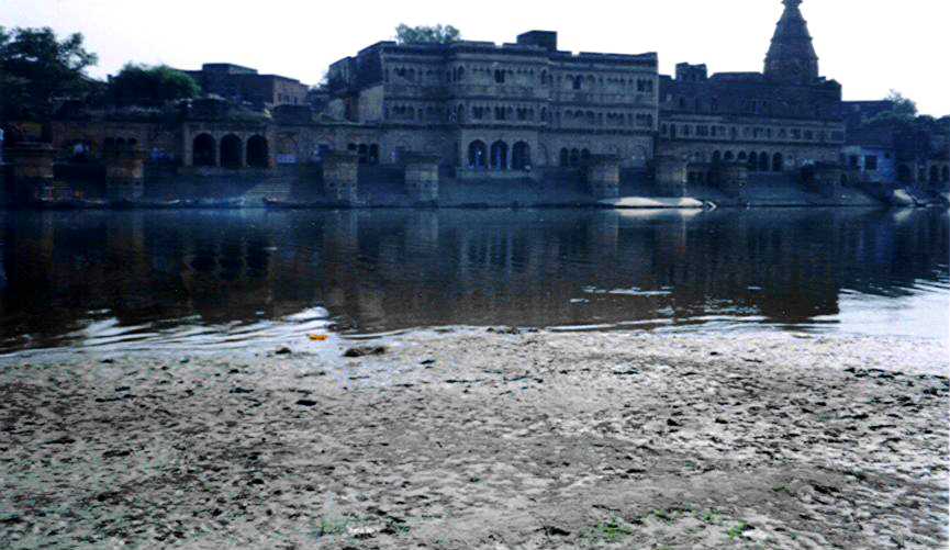 gal/Vrindavan_Dhama/Yamuna river.jpg